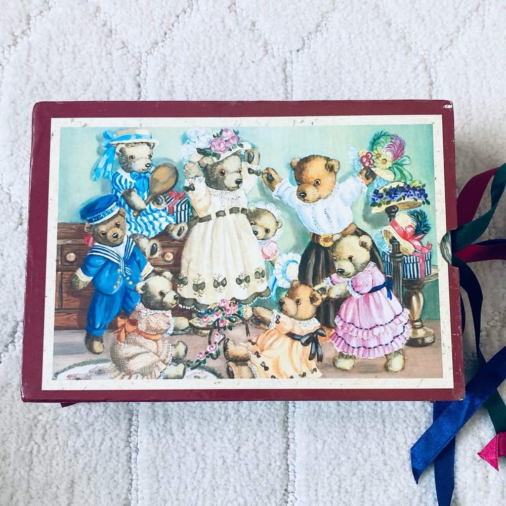 The Teddy Bear Lover's Photograph Album with 3 Albums and Case, Vintage 1990's
